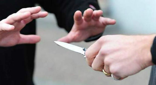 Ventimiglia, rapina in casa: donna incinta minacciata con un coltello