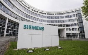 Green Pass, Siemens è la prima grande azienda a renderlo obbligatorio