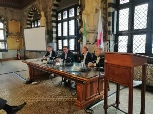 Giorgetti a Genova: "Liguria legata a mare e porti, ma servono infrastrutture moderne"