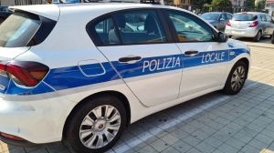 Tragedia a Pontedecimo, incidente tra auto e camion: muore una donna