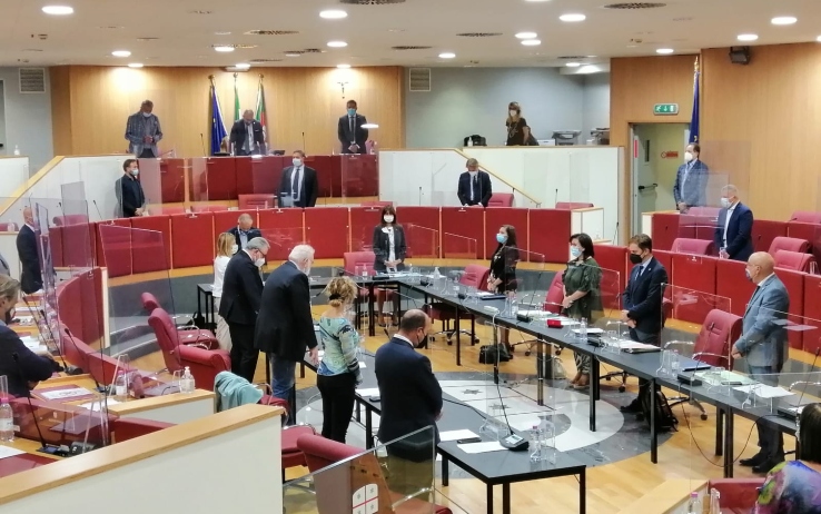 Minuto di silenzio in Consiglio Regionale della Liguria per Di Capua e Montefiori