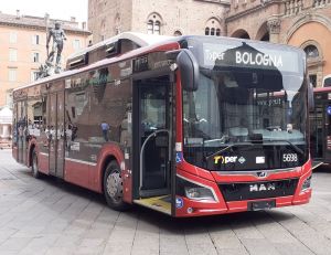 Flotta Tper sempre più ecologica: a Bologna 34 nuovi bus ibridi a metano 