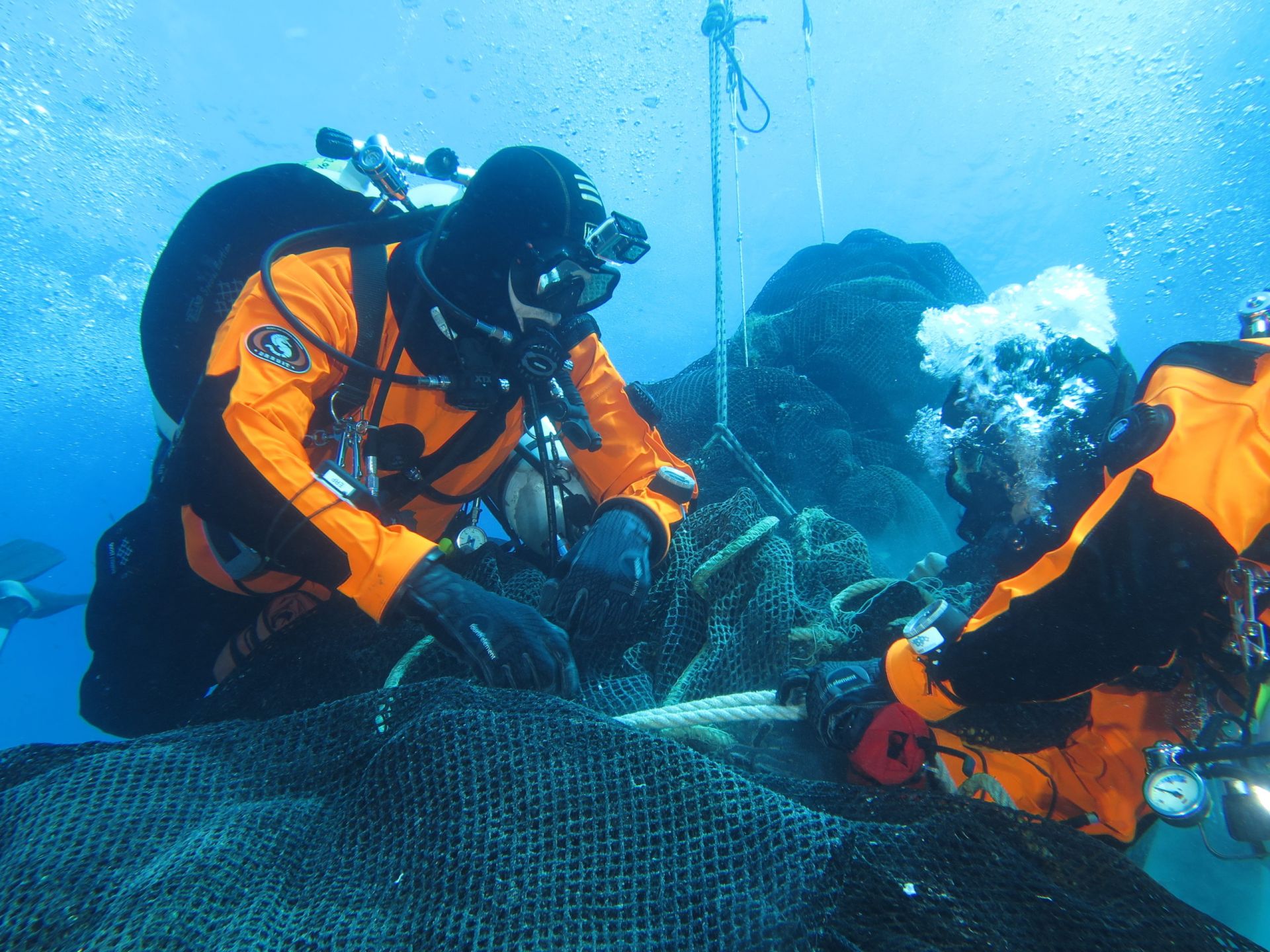 Cervo, recuperate dalla Guardia Costiera oltre 50 kg di reti da pesca