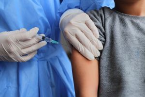 Vaccini, indagine della procura di Genova sulle false esenzioni