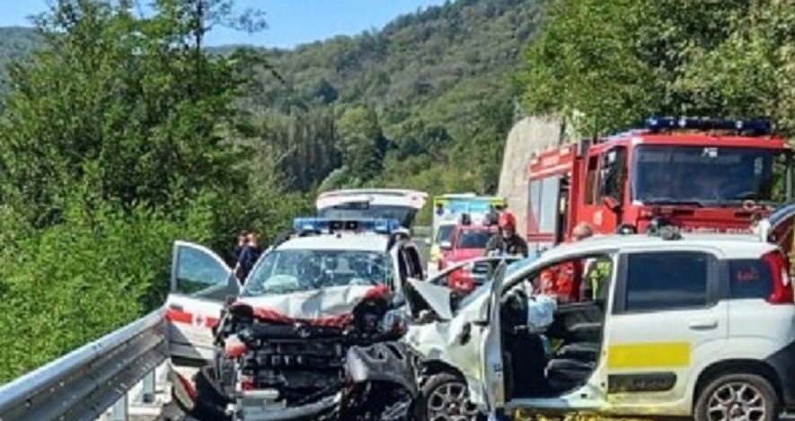 Incidente mortale a Ronco Scrivia: frontale tra due auto, 50enne perde la vita