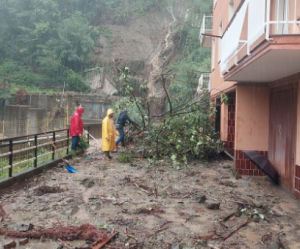 Rossiglione, frane e allagamenti. A Gnocchetto chiusa la strada