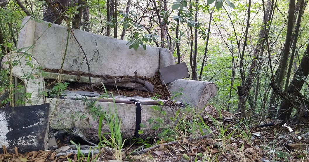 Iniziata la bonifica della discarica abusiva di Quezzi: "Interventi per 6-7 settimane"