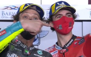 MotoGp, Bagnaia si racconta: "Rossi mi incoraggia migliorare"