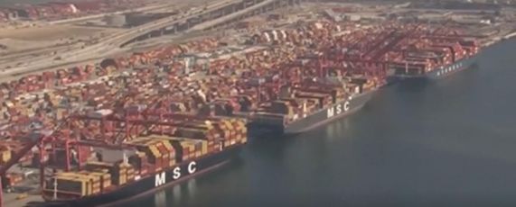 Los Angeles, ancora congestione al porto commerciale