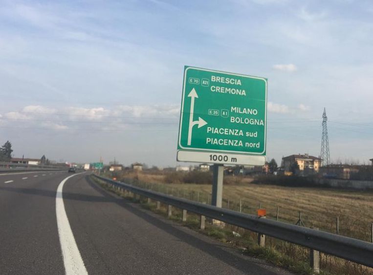 "Autostrada A1, la quarta corsia tra Modena e Piacenza è prioritaria"