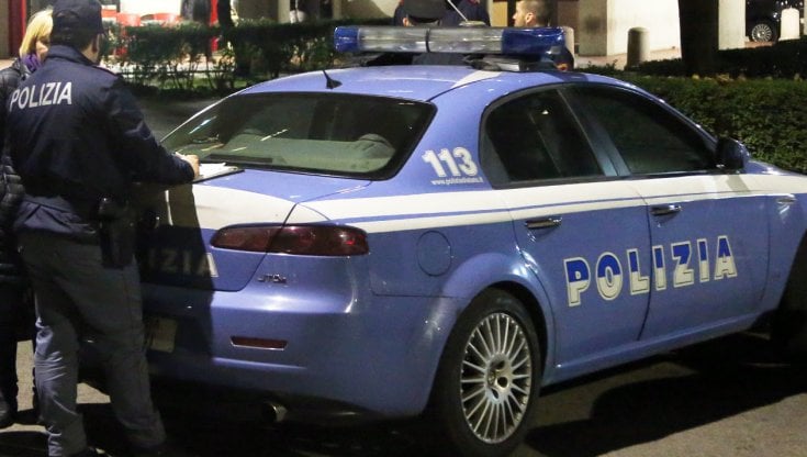 Genova, fermato con 11 pastiglie di psicofarmaci e un cellulare rubato: 19enne denunciato