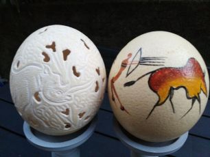 Genova, clona il conto di un avvocato e compra gioielli e uova di struzzo: denunciata