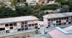 Camogli, riaperto il cimitero a 8 mesi dal crollo che gettò in mare centinaia di salme