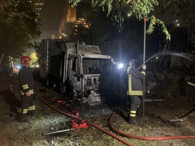 Genova, incendio nelle aree intorno al 'Terra di Nessuno'