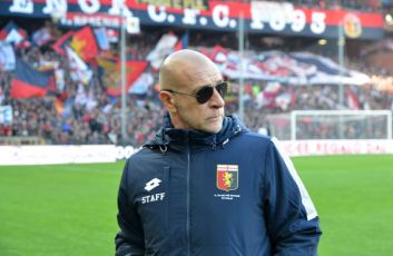 Genoa, Ballardini duro: "Ci sono giocatori che non possono giocare con questa maglia"