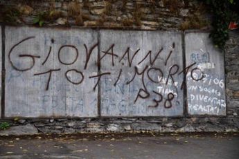"Giovanni Toti morto", scritte minacciose a Oregina contro il governatore