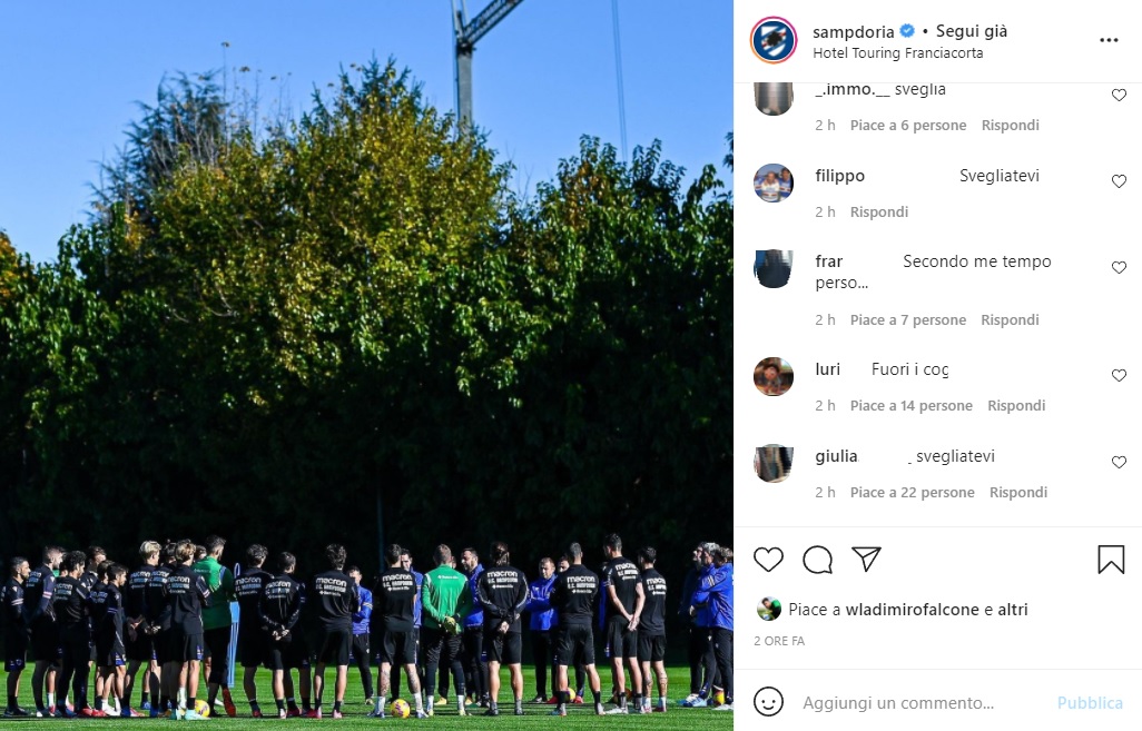 La Sampdoria posta "Compattezza" sui social, i tifosi insorgono: "Svegliatevi!"