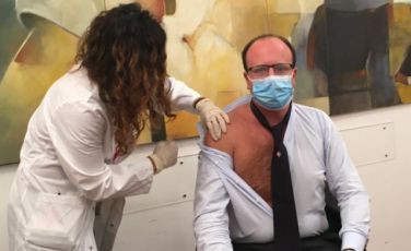 Vaccino antinfluenzale, i medici chirurghi e odontoiatri di Genova "ci mettono la faccia"