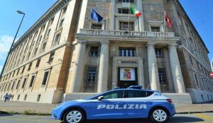 Genova, occupano ristorante abbandonato per consumare droga: quattro denunciati