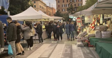 Genova, vento troppo forte: sospesa la fiera di San Carlo a Voltri