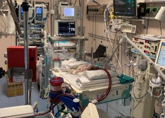 Genova, neonata in condizioni gravissime trasferita da Milano al Gaslini