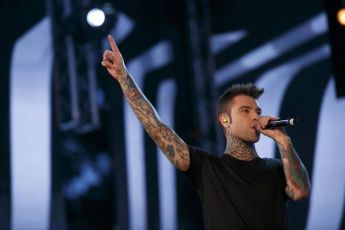 Fedez scende in campo in politica? L'indizio da un sito internet