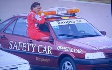 Interlagos, giro d'onore per la Fiat Tempra che diede un passaggio ad Ayrton Senna