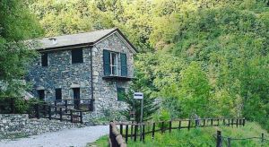 Morta dopo asportazione neo, torna in carcere il "santone" di Borzonasca