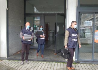 La Spezia, evadono 1,2 milioni di euro di imposte: nei guai 22 imprenditori cinesi