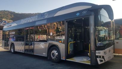 A Genova la sperimentazione del bus a idrogeno: per tre giorni circolerà in città
