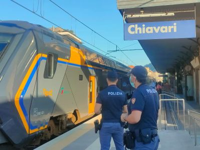 Chiavari, sul treno con il green pass di un altro e 170 grammi di cocaina: 18enne arrestato