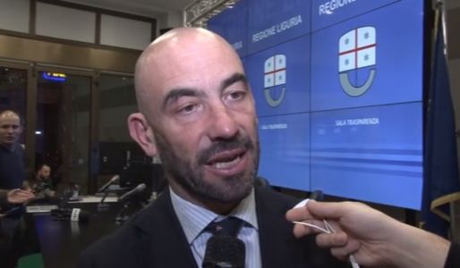 Covid, Bassetti: "Con il super green pass riusciremo a convincere molti indecisi"