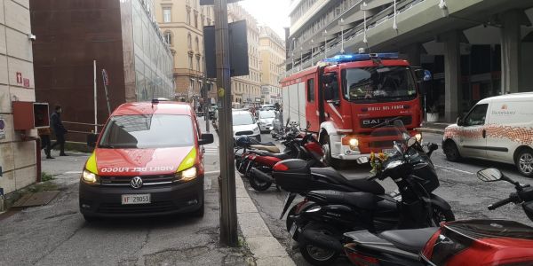 Genova, esplode quadro elettrico a Piccapietra. Paura ma nessun ferito