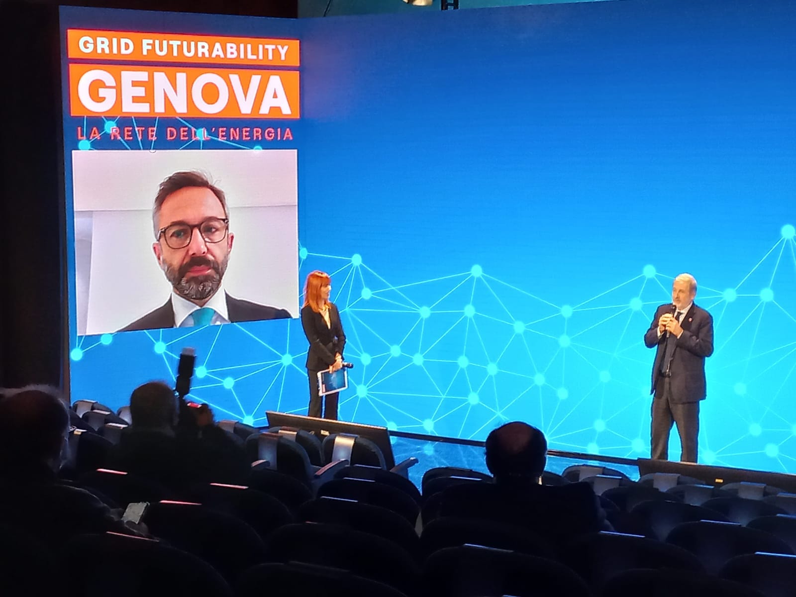 Bucci: "Il trasporto pubblico a Genova sarà interamente gratuito: è un nostro obiettivo"