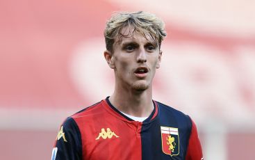 Genoa, brutte notizie dall'infermeria: si ferma Rovella per una lesione muscolare alla coscia destra