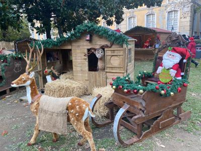 Genova, inaugurato il Villaggio di Babbo Natale a Villa Bombrini a Cornigliano