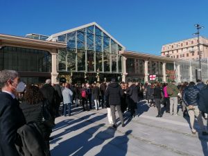 Genova, folla all'inaugurazione dell'ex mercato di corso Sardegna