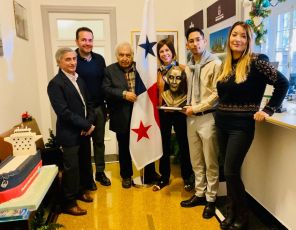 Genova, donato a Panama un busto di Cristoforo Colombo