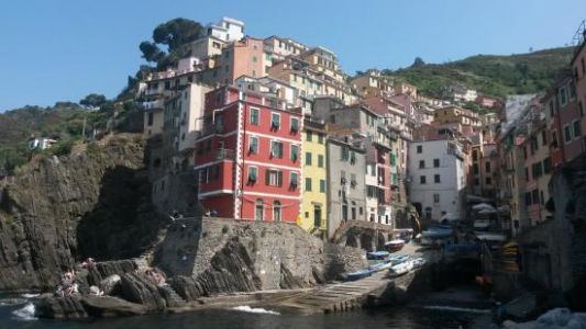 Riomaggiore, scuole riaperte dopo il cluster covid all'asilo