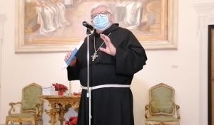 Genova, Tasca: "Non lasciamo indietro chi è in difficoltà: il regalo più bello che possiamo farci l'un l'altro"