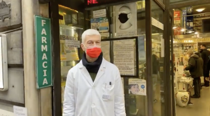 Genova, ancora code nelle farmacie per i tamponi anti-Covid