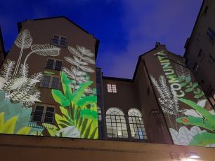 Genova, piazza Don Gallo s'illumina con l’installazione Lighting #1