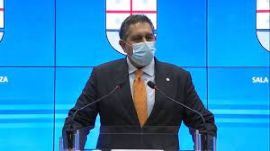 Covid, Bassetti: "La settimana più difficile: reparti malattie infettivi pieni"