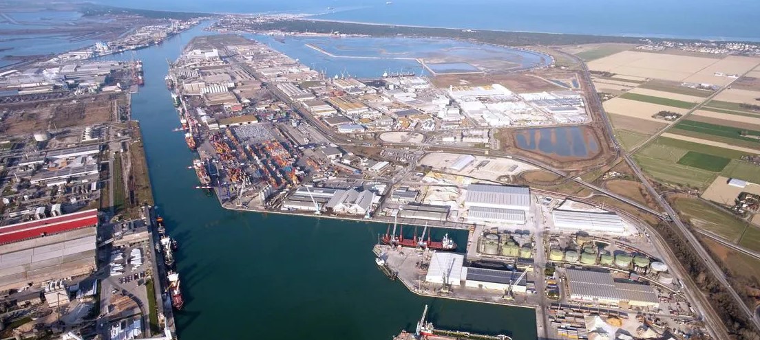 Porto di Ravenna, nei primi 11 mesi del 2021 crescita anche rispetto al 2019