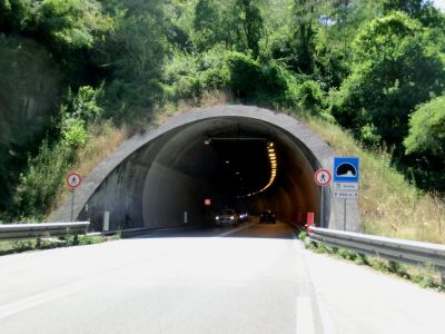 Liguria, ridotto da 20 a 7 mesi cronoprogramma interventi per due gallerie su Aurelia