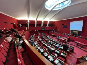 Genova, spostamento depositi chimici a ponte Somalia: presentati 32 ordini del giorno