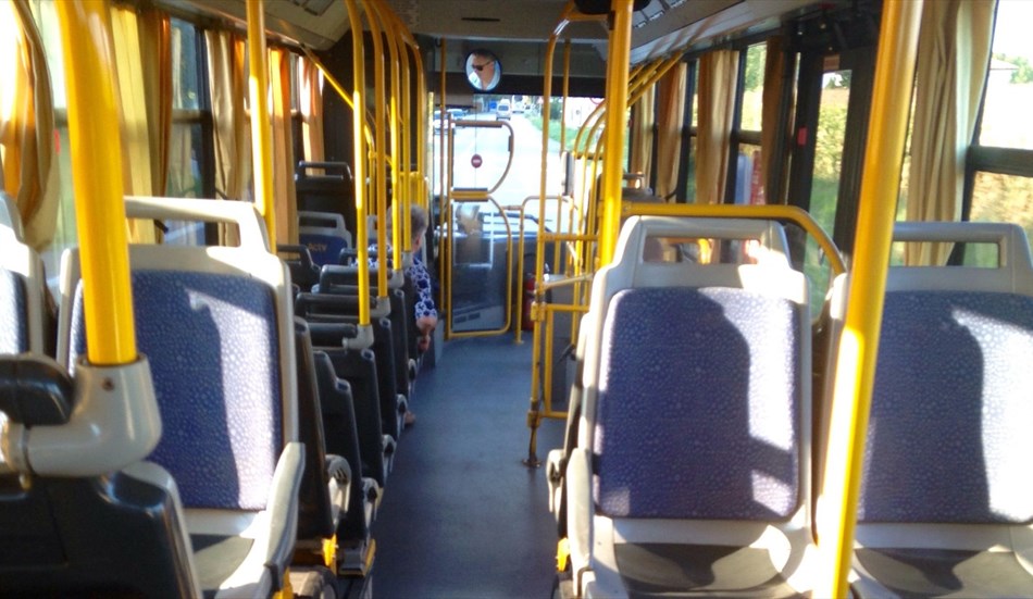 Rimini, lampade Uvc a bordo degli autobus per la sanificazione
