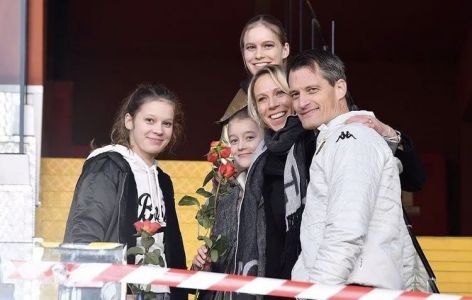 Genoa, quelle rose rosse di Blessin alla famiglia in tribuna