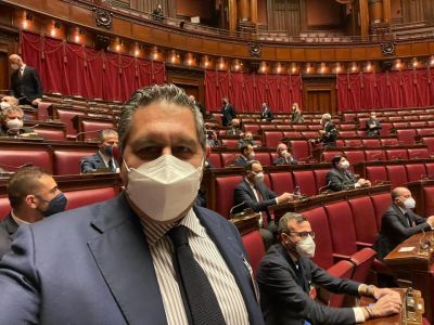 Toti: "Il centrodestra va ripensato con tutti, anche gli esclusi in nome dell'estremismo"