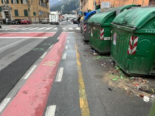 Genova, schianto mortale in via Toti. La famiglia della vittima: "Guardate questo asfalto killer”